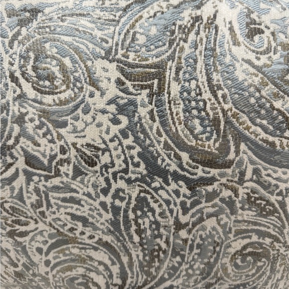 Five Queens Court Garrison Spa Comforter Set with Shams - Picture 2 of 3